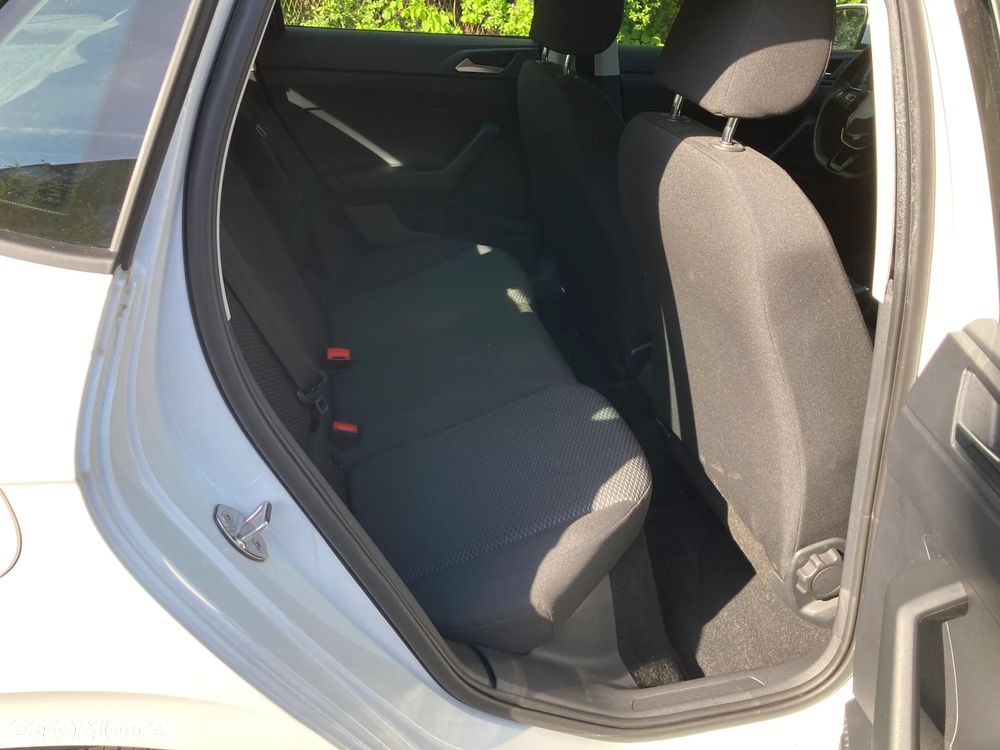 Volkswagen Polo - 9