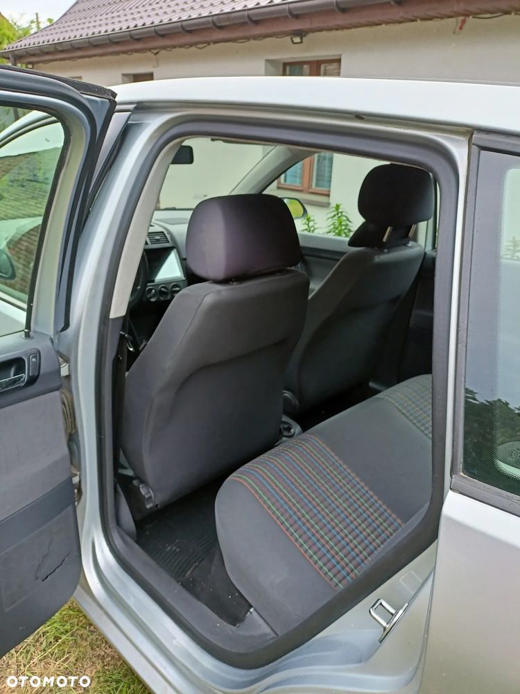 Volkswagen Polo - 7