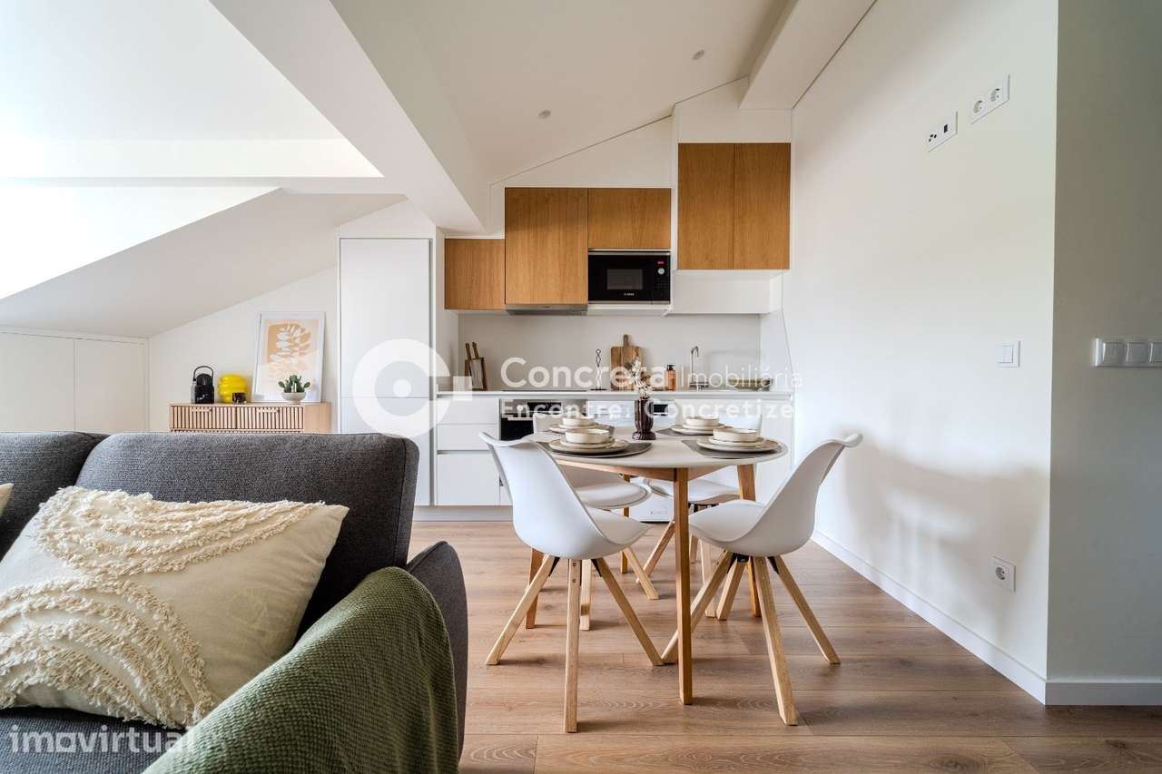 Apartamento T0 novo, mobilado e equipado no centro histórico de Braga - Grande imagem: 2/15