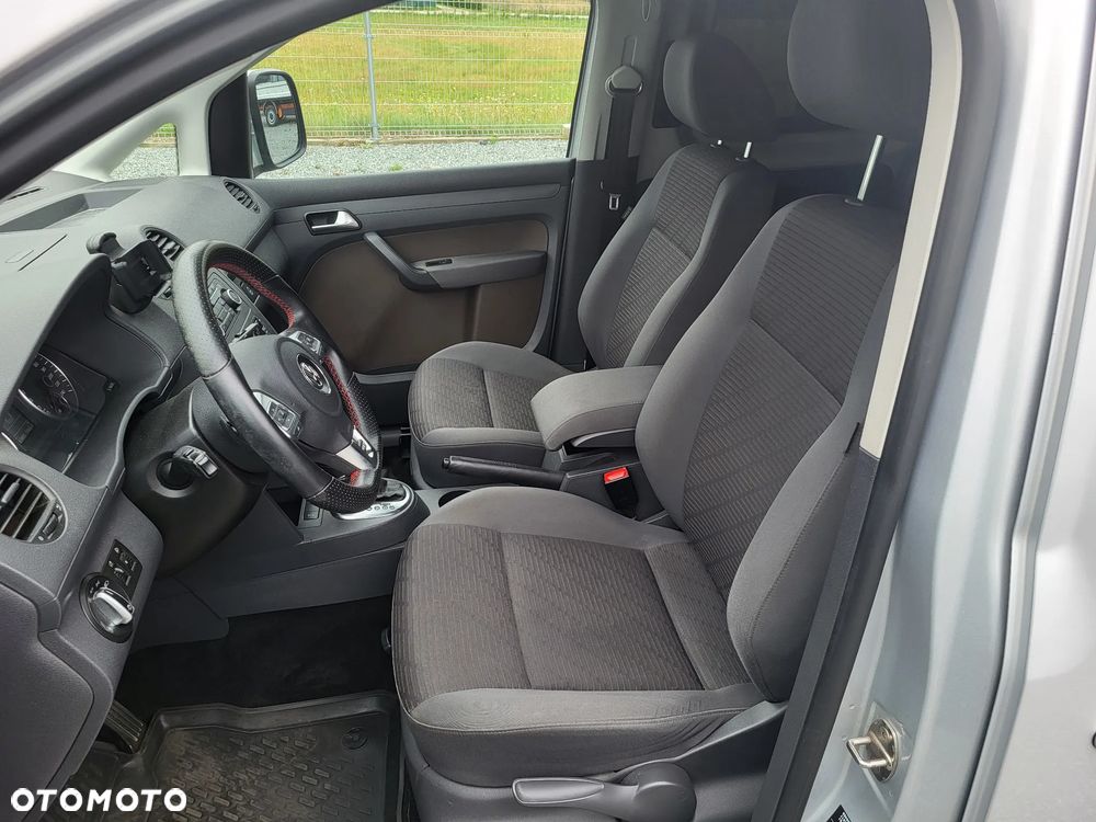 Volkswagen Caddy Maxi Comfortline Mixt DSG - 9