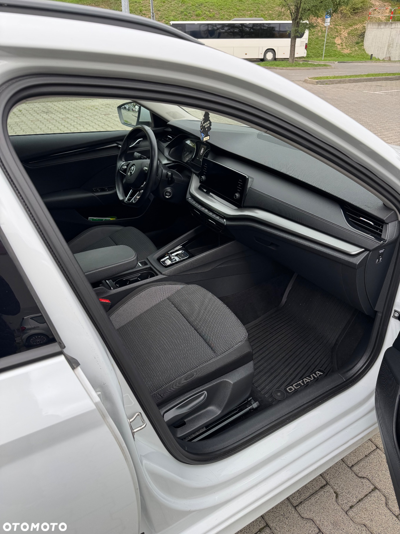 Skoda Octavia 2.0 TDI Ambition DSG - 14