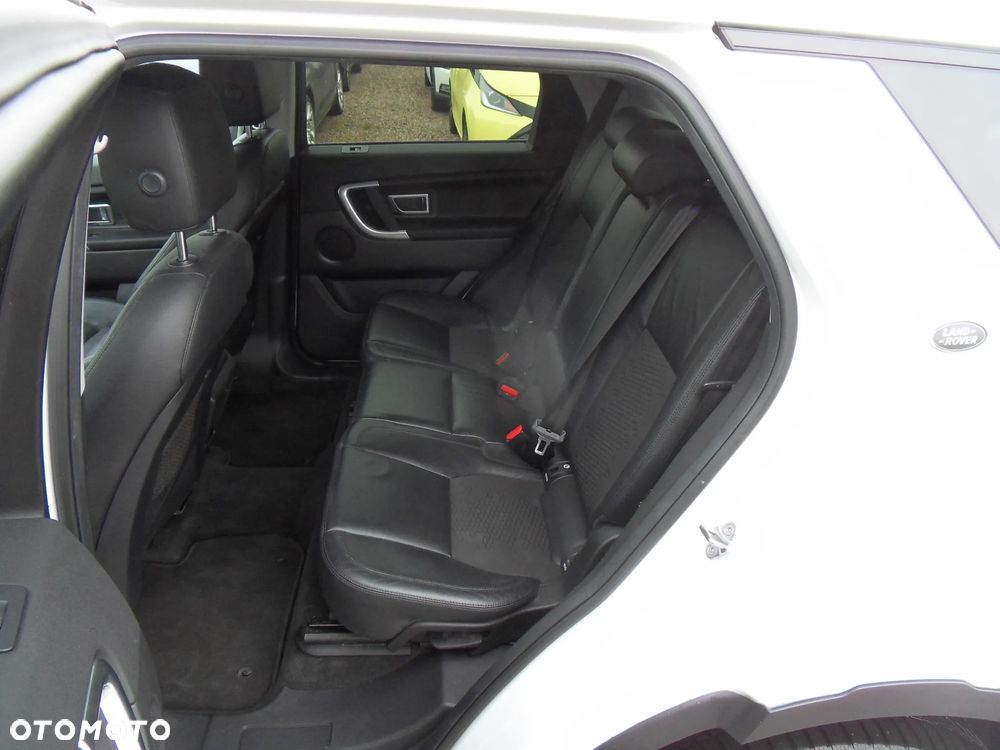 Land Rover Discovery Sport 2.0 TD4 HSE Luxury - 12