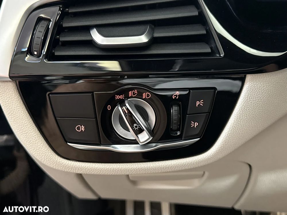BMW Seria 5 530d xDrive Aut. - 16