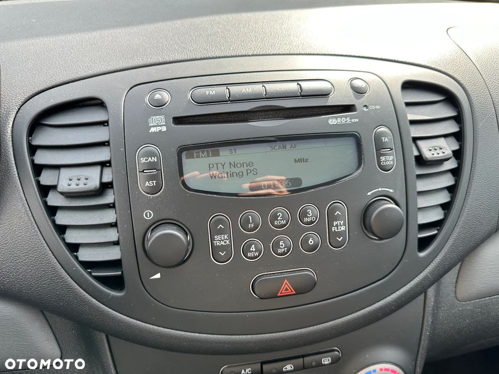 Hyundai i10 1.1 Premium - 26