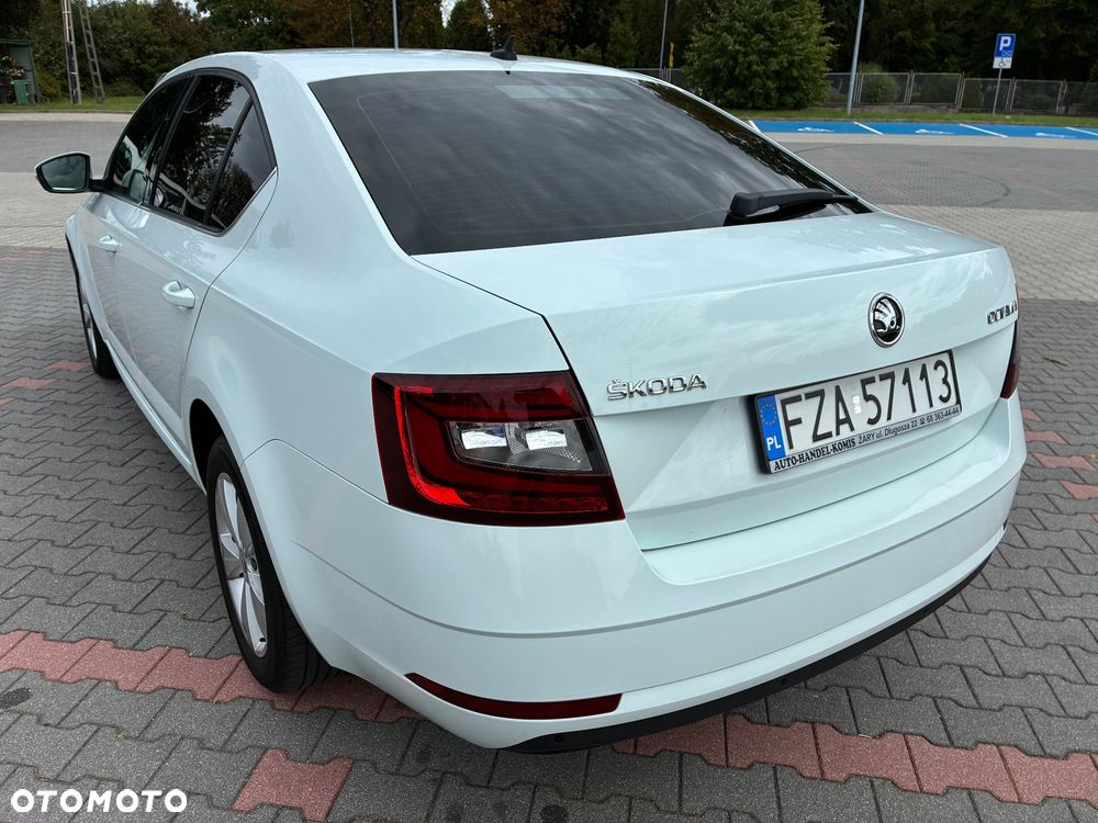 Skoda Octavia 1.6 TDI Business - 6