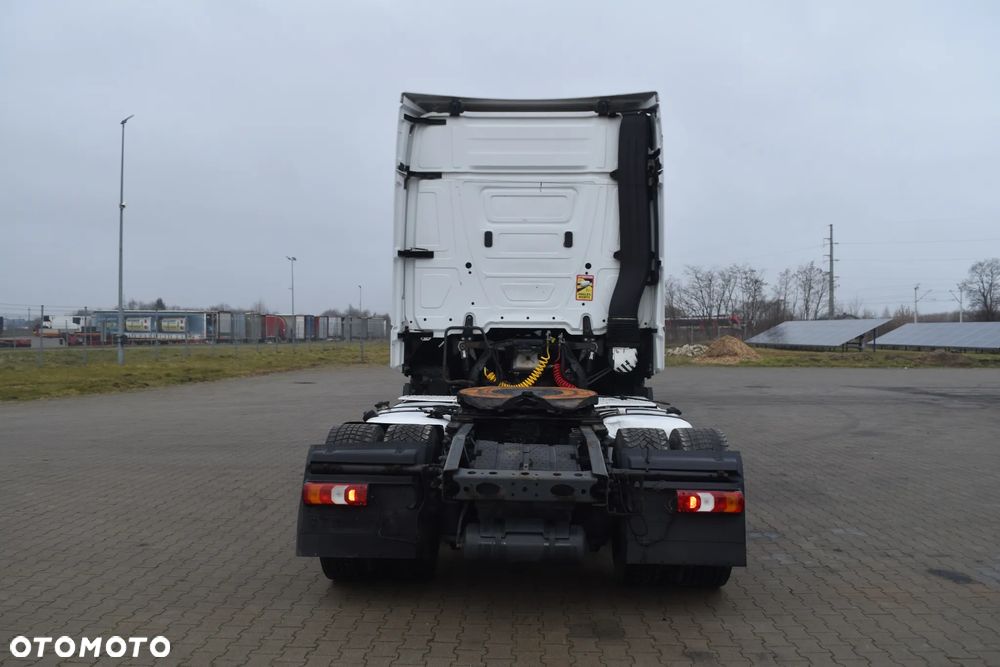 Mercedes-Benz Actros 1842 - 5