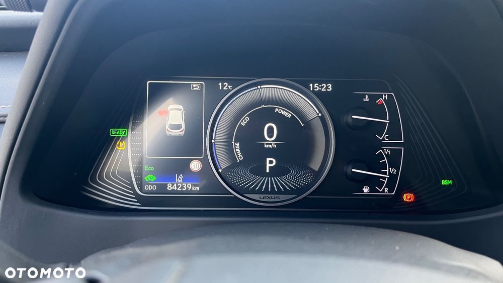 Lexus UX - 13