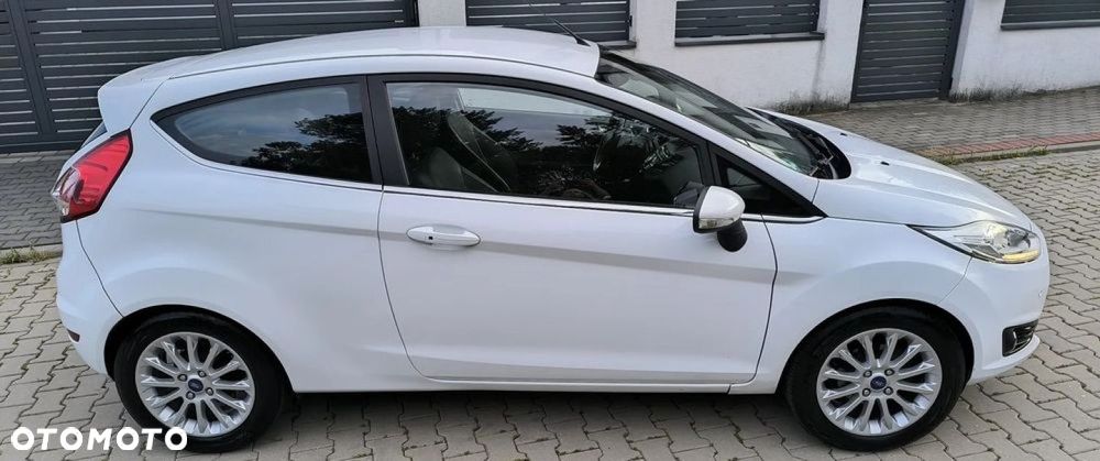 Ford Fiesta 1.6 TDCi DPF Platinium X - 21