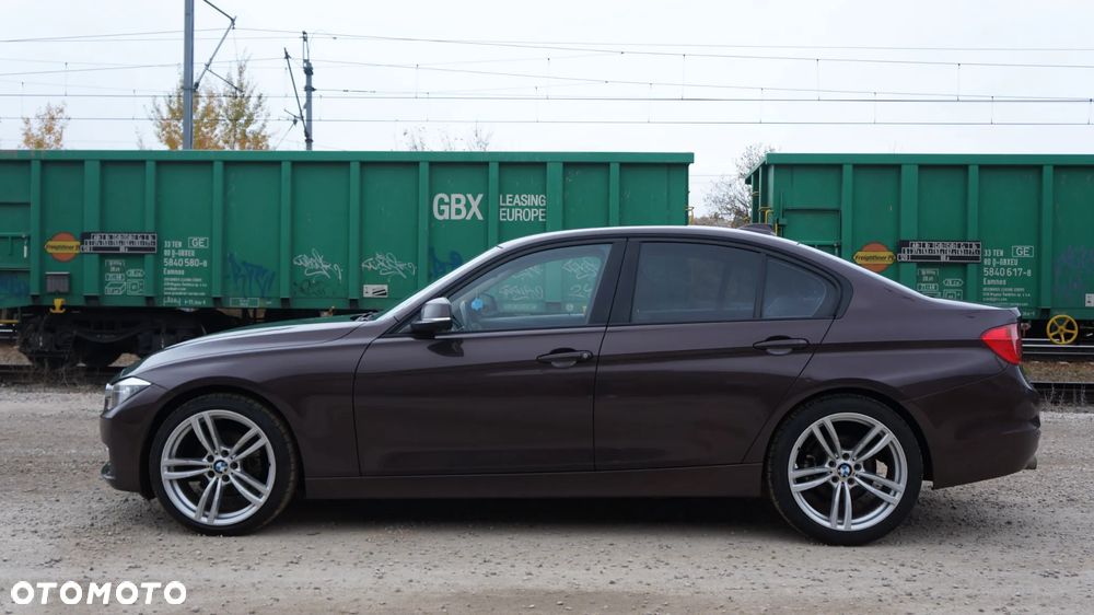 BMW Seria 3 318d Blue Performance Luxury Line - 14