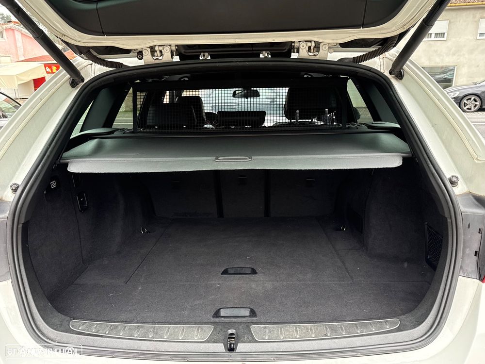 BMW 320 d Auto Pack M - 8