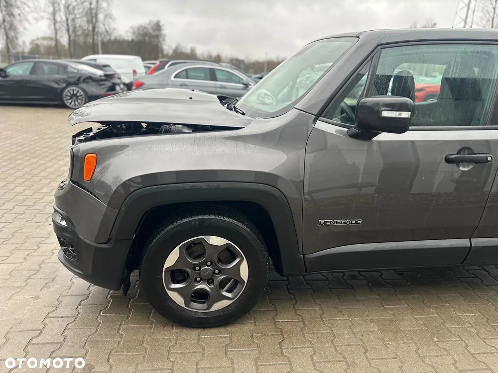 Jeep Renegade 1.6 E-TorQ Sport FWD - 4