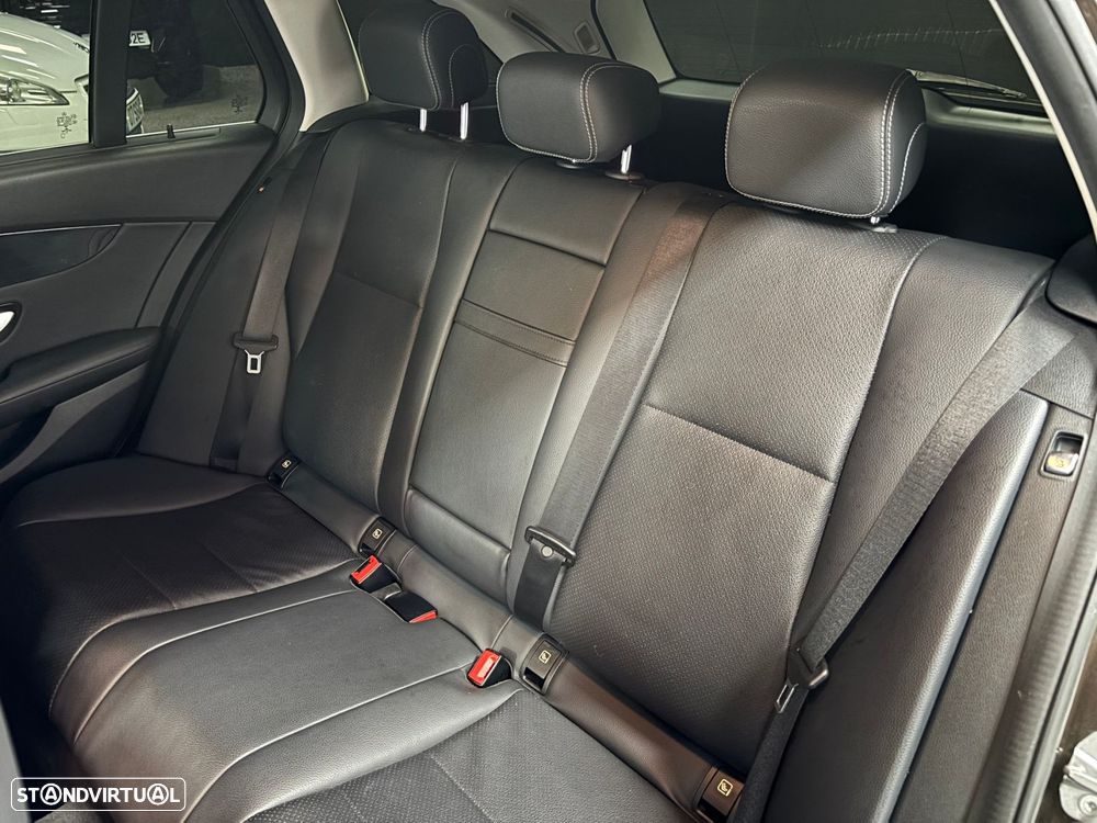 Mercedes-Benz C 200 - 18