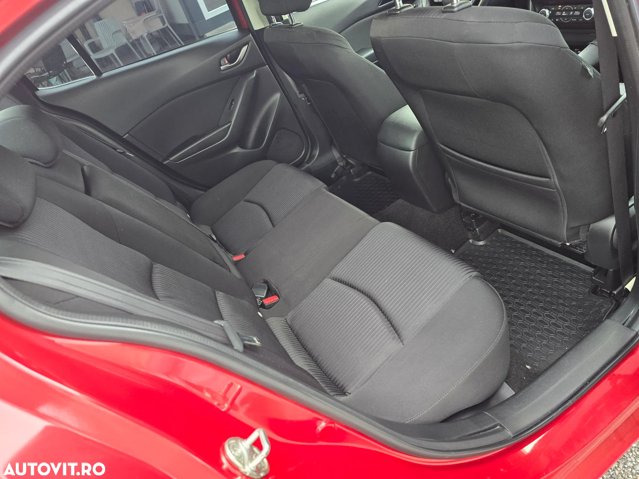 Mazda 3 - 9