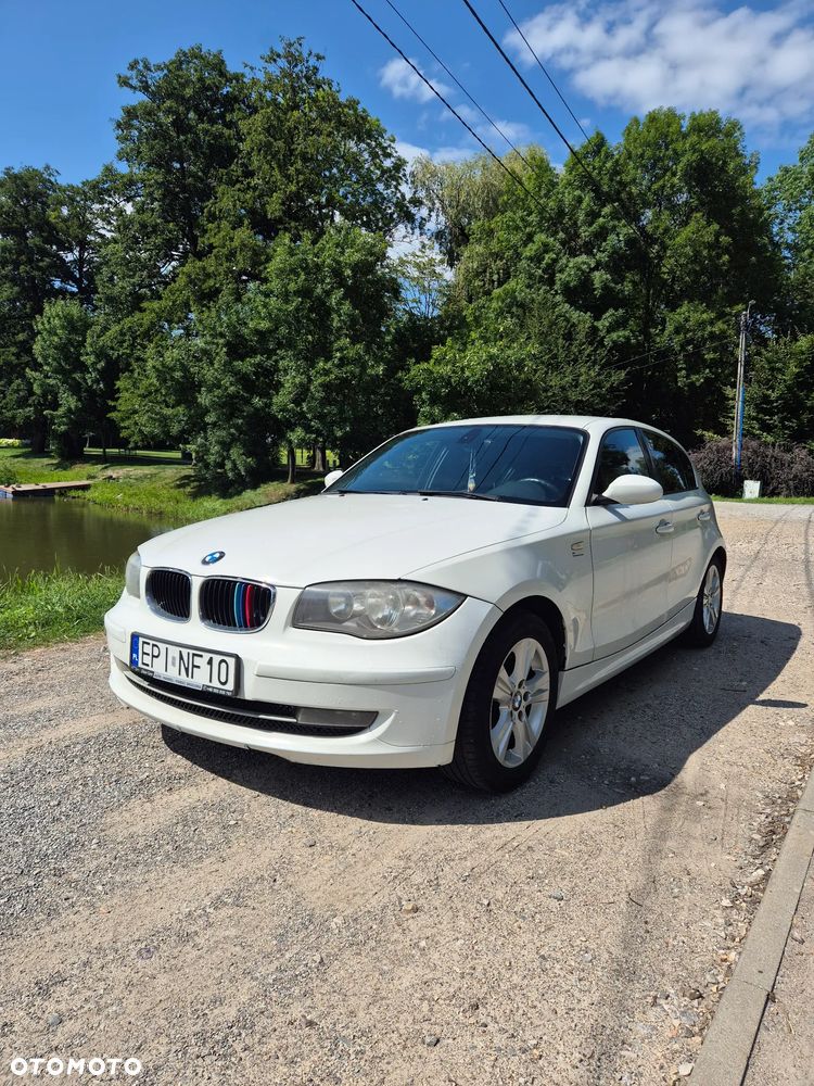 BMW Seria 1 118i - 1