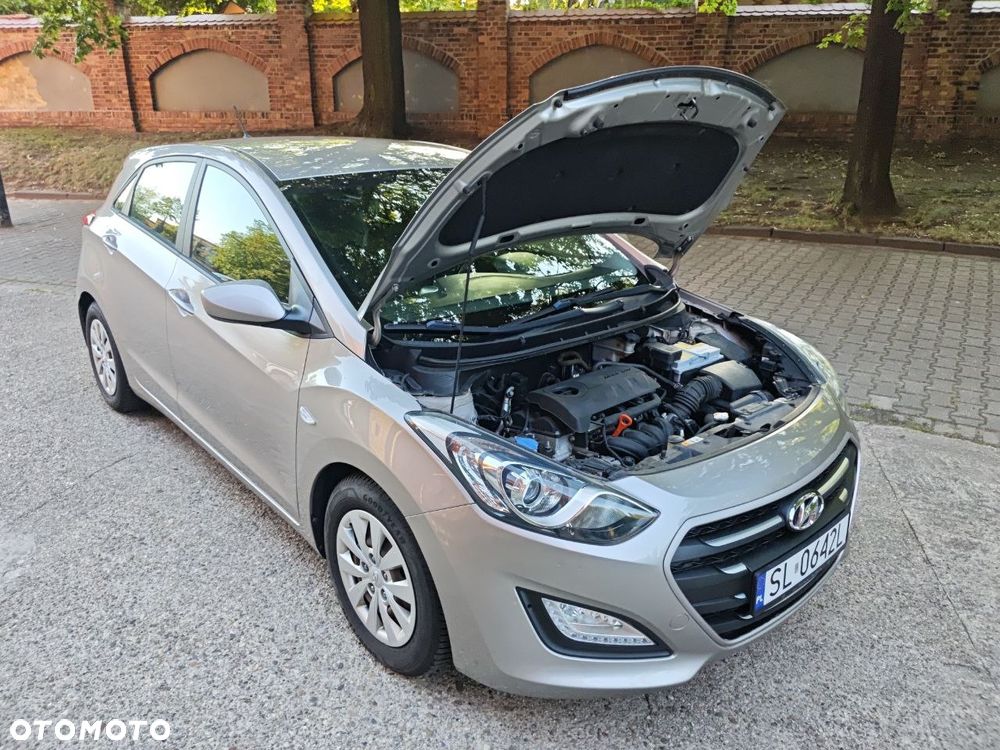 Hyundai i30 1.4 Passion - 32
