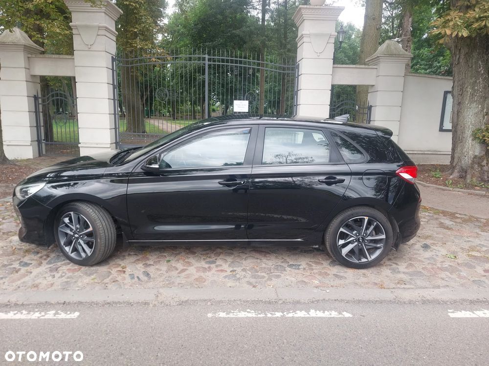 Hyundai i30 1.4 GO Plus - 23
