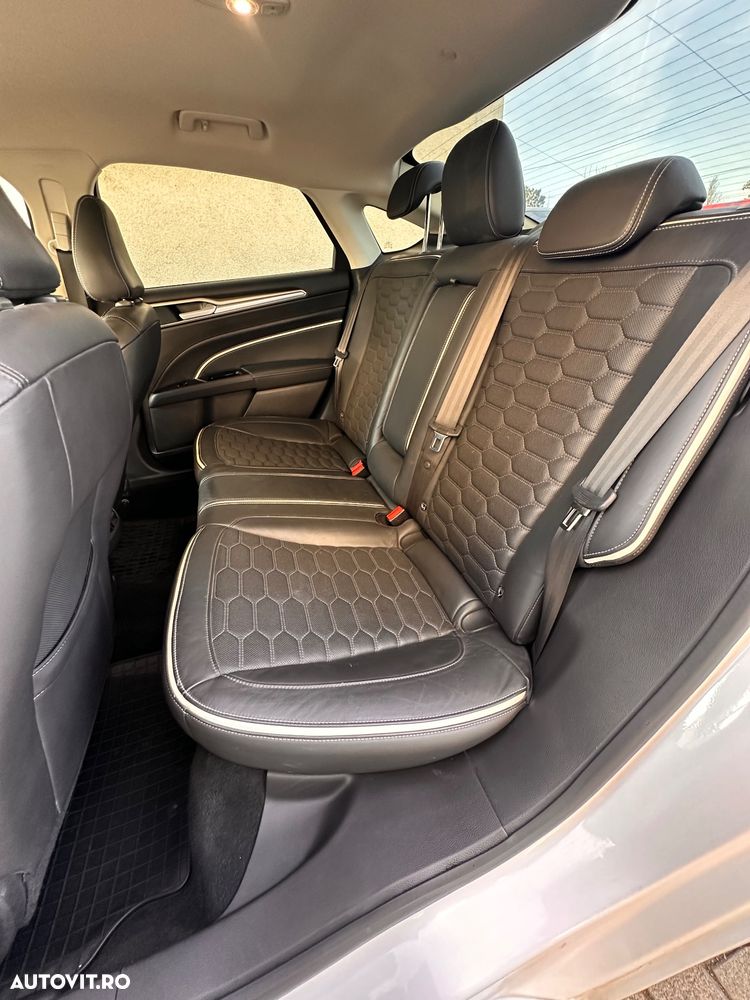 Ford Mondeo 2.0 HEV Vignale - 6