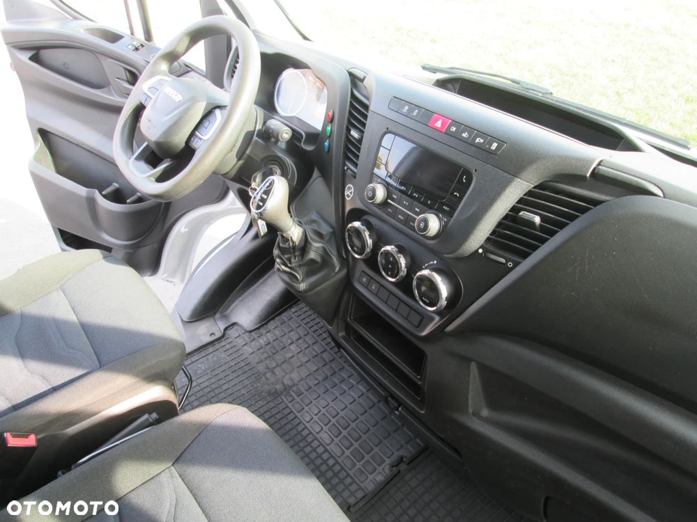 Iveco Daily - 24