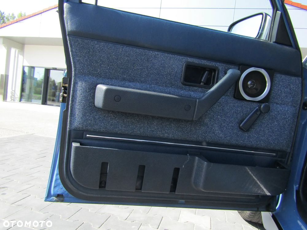 Volvo Seria 200 - 5