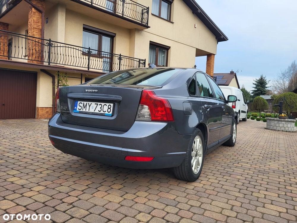 Volvo S40 2.0D Momentum - 6