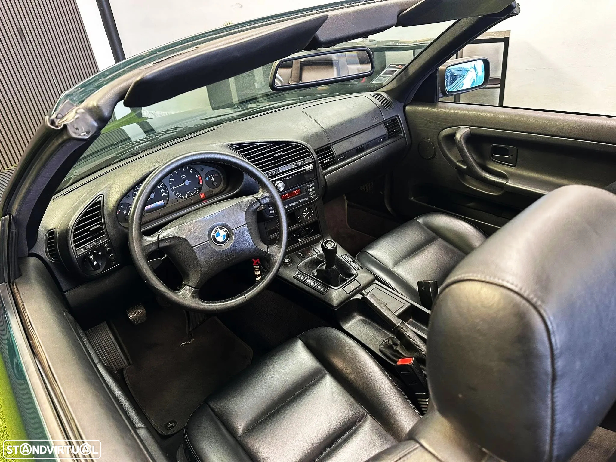 BMW 318 i Cabriolet - 10