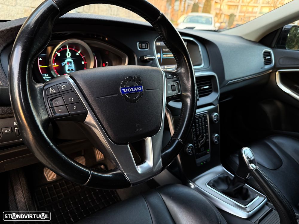 Volvo V40 1.6 D2 Momentum - 5