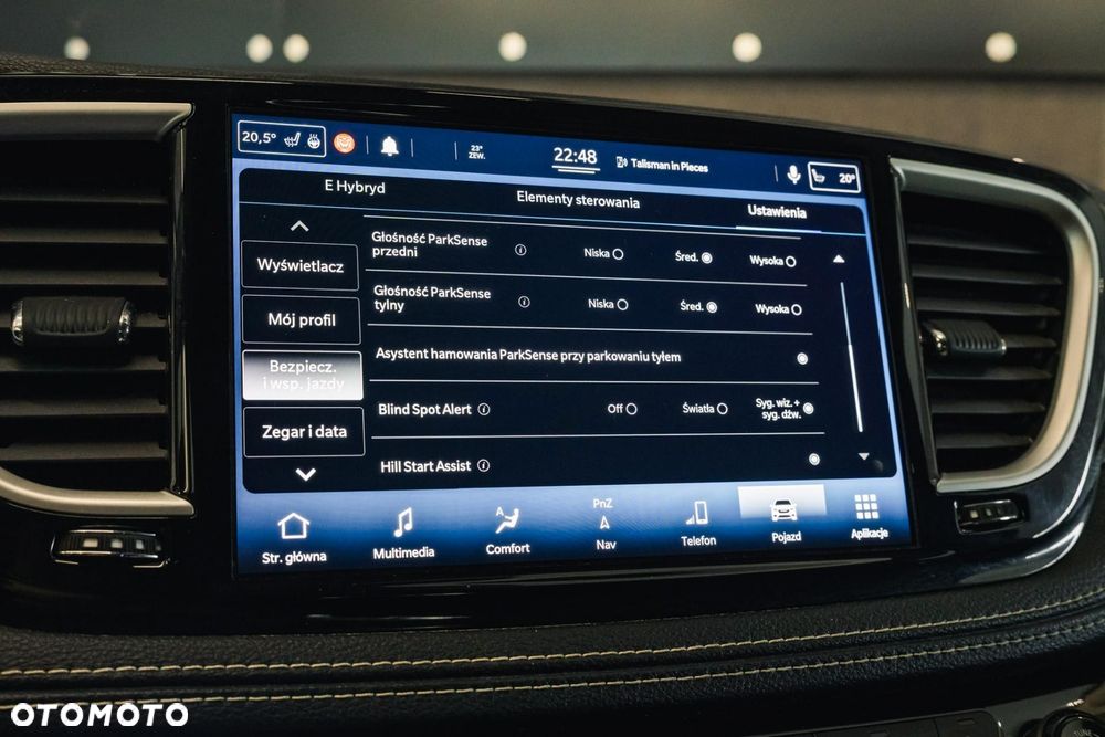 Chrysler Pacifica - 23
