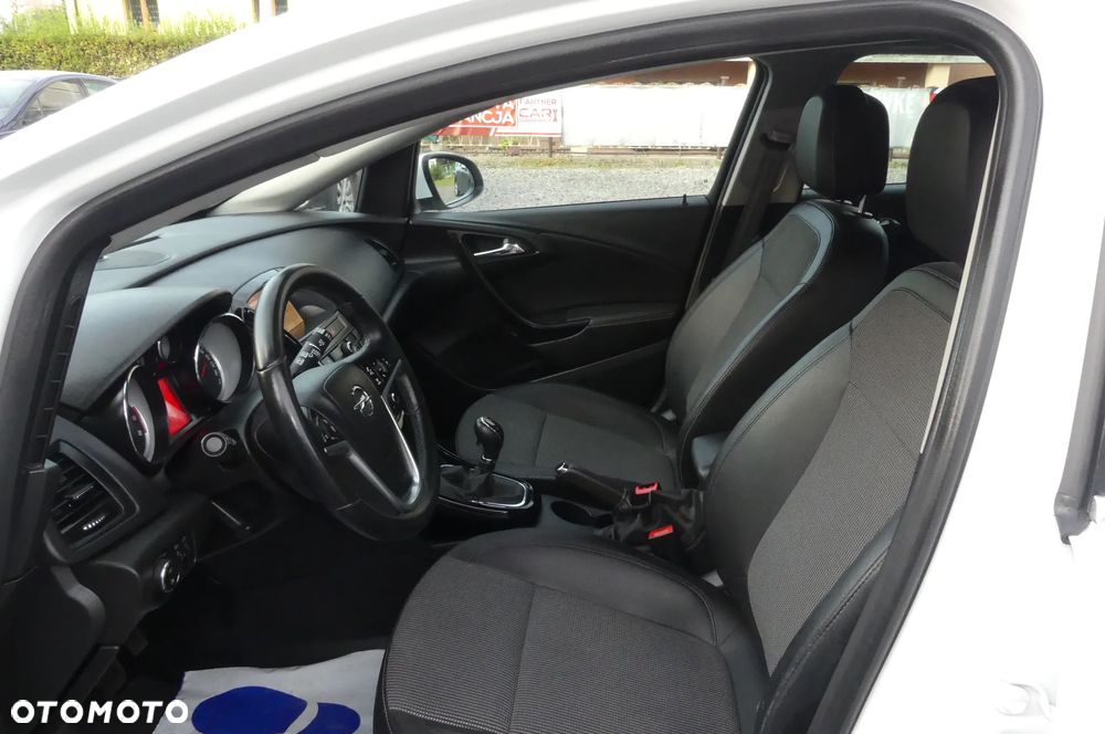 Opel Astra 1.4 T Cosmo EU6 - 6