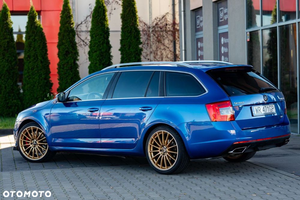 Skoda Octavia 2.0 TSI RS DSG - 5