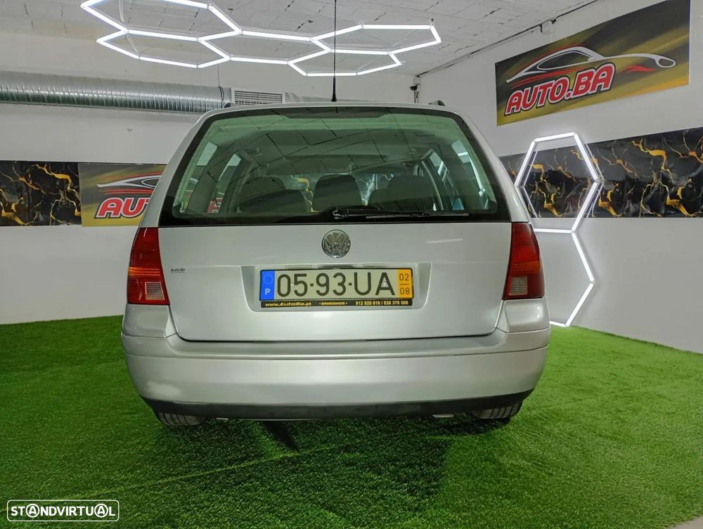 VW Golf Variant - 32