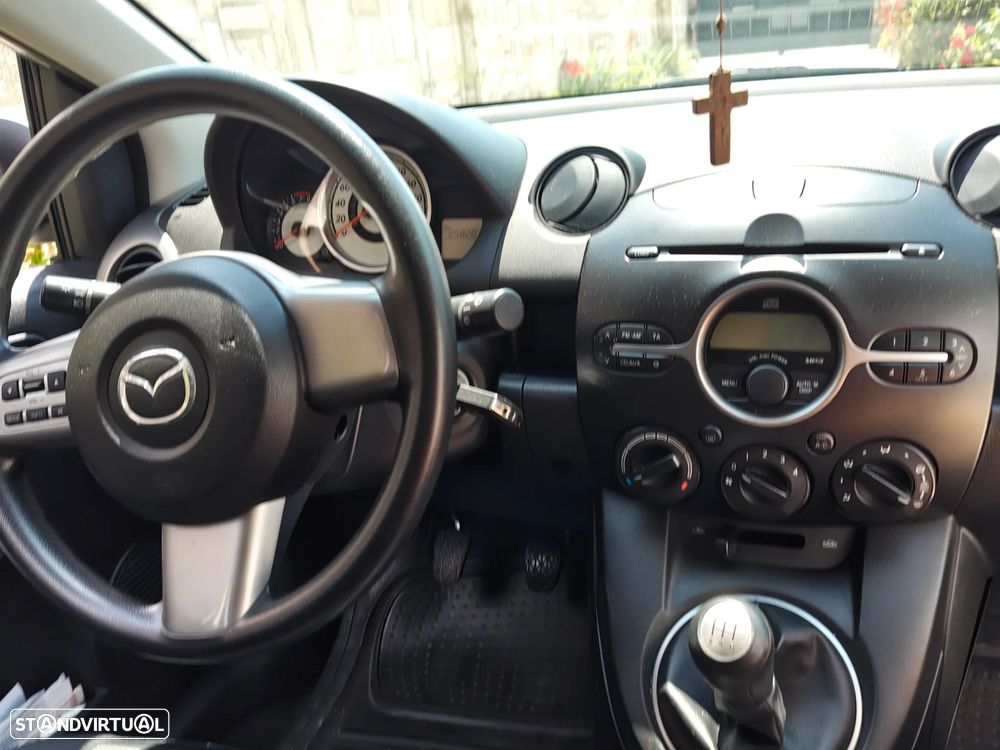 Mazda 2 1.3 MZR Exclusive - 9