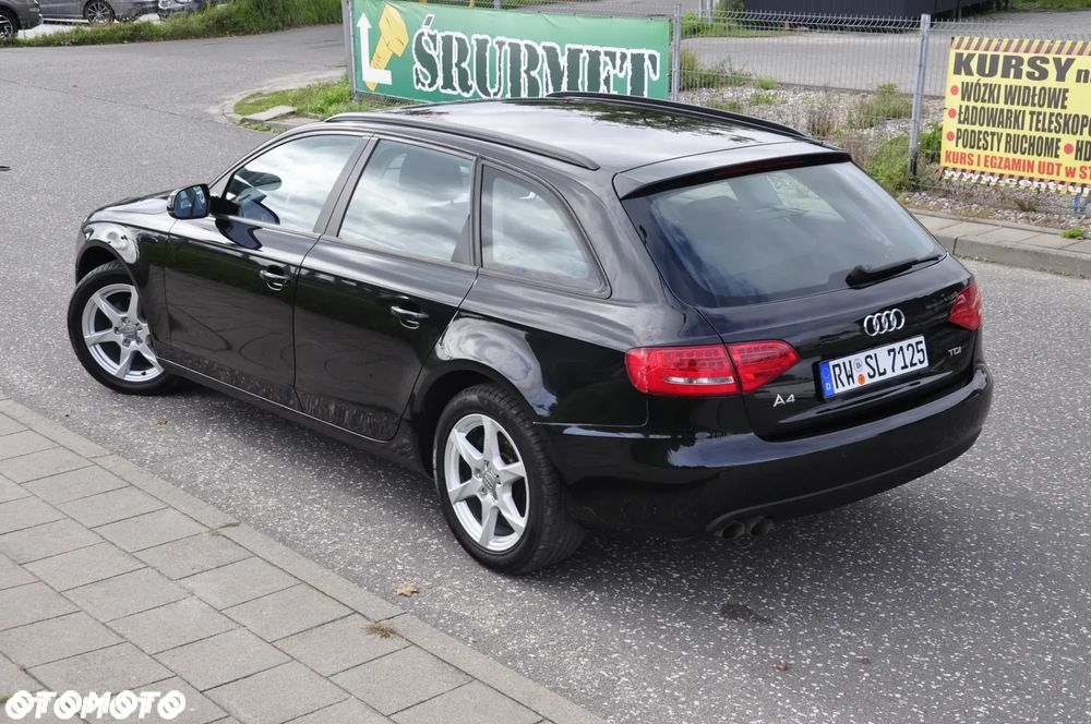 Audi A4 Avant 2.0 TDI DPF Attraction - 24