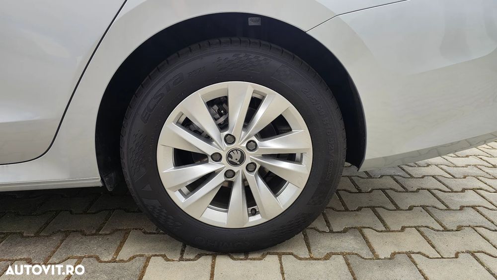 Skoda Octavia - 14