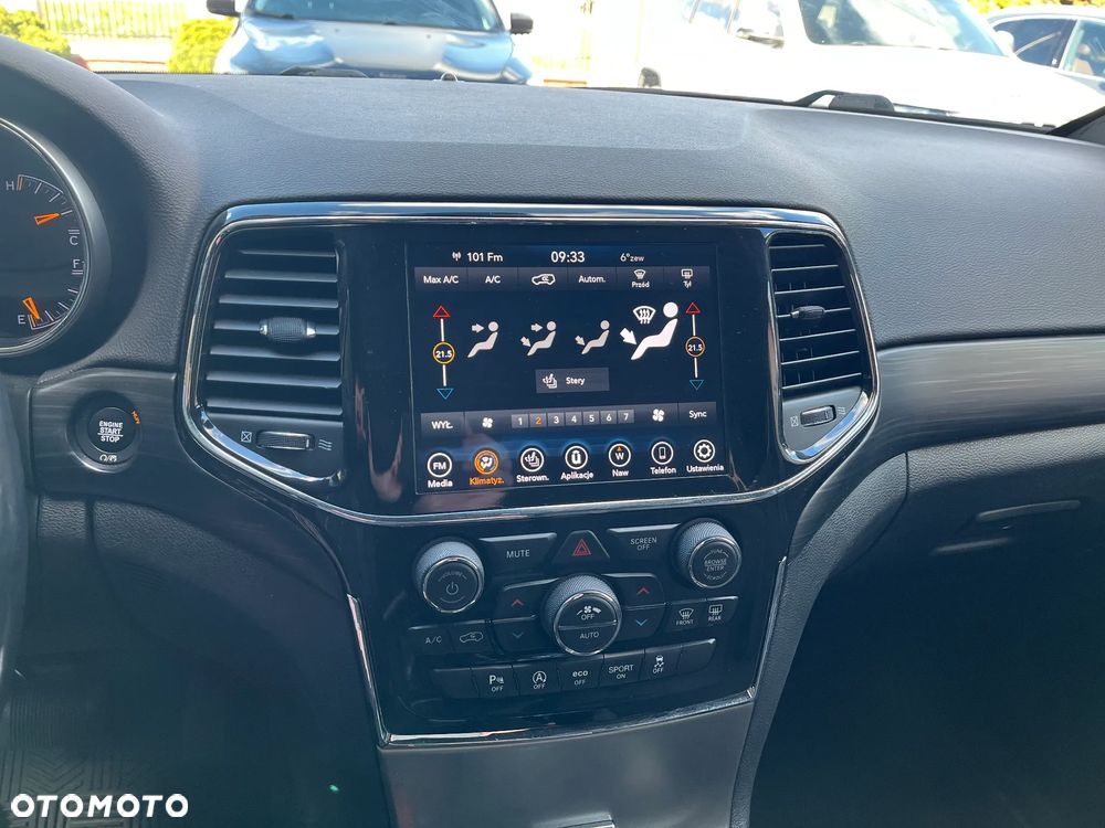 Jeep Grand Cherokee 3.6 V6 Pentastar 4WD Automatik Laredo - 24