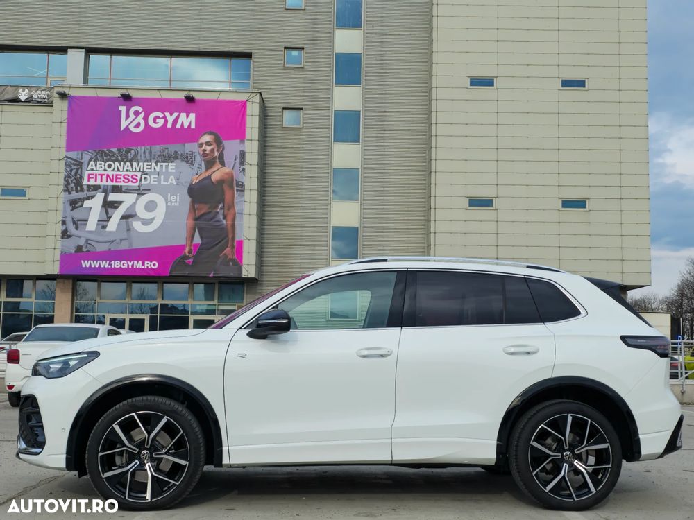 Volkswagen Tiguan 2.0 TDI SCR 4Motion DSG R-Line - 25