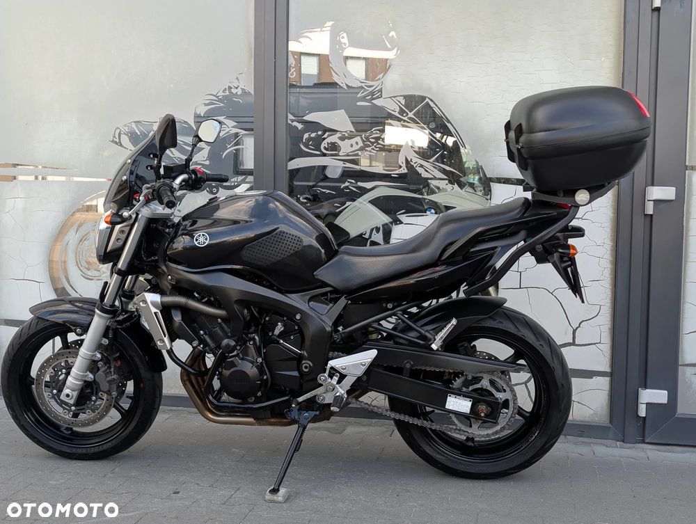 Yamaha FZ6 - 4