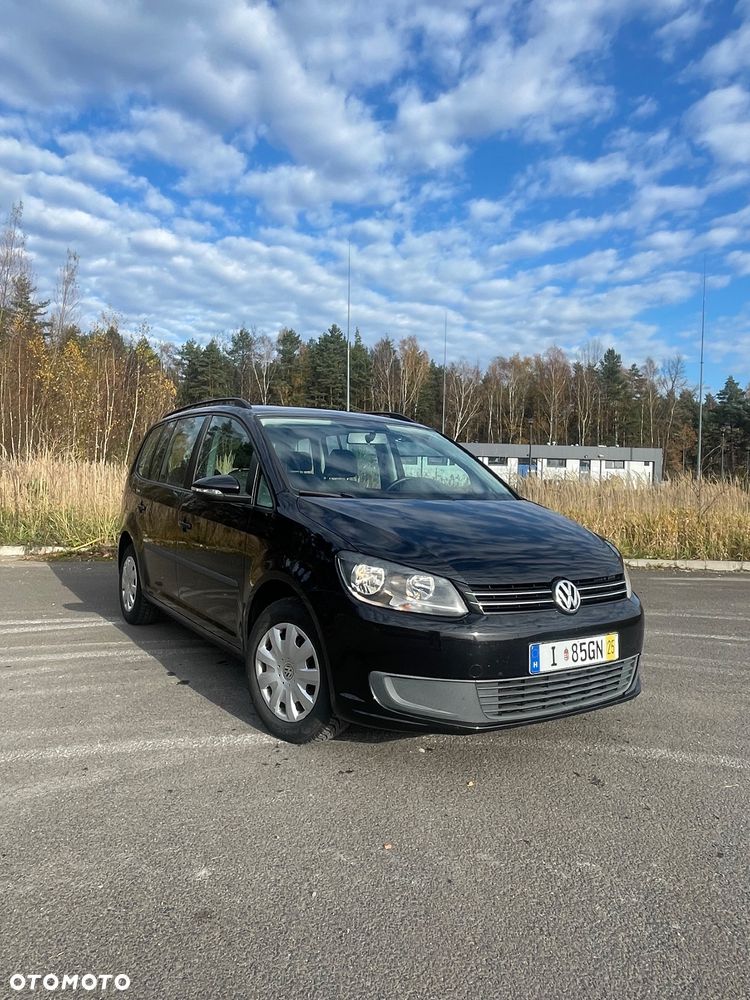 Volkswagen Touran - 3