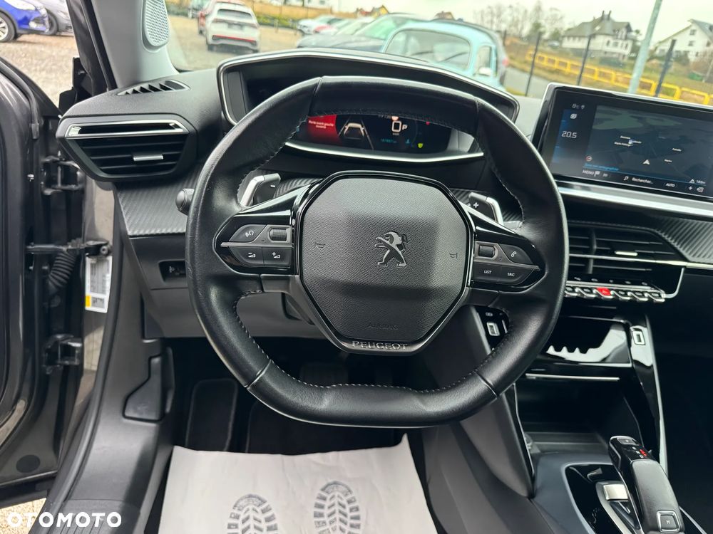 Peugeot 2008 - 14