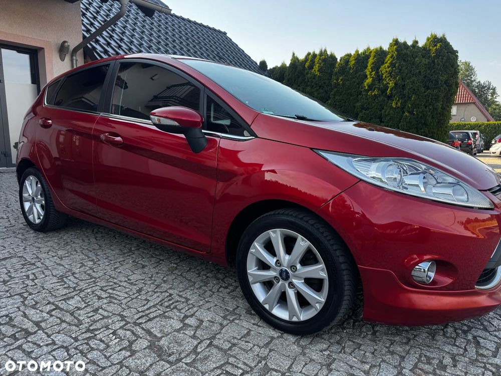 Ford Fiesta 1.25 Champions Edition - 11