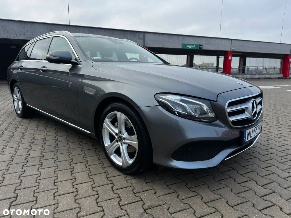 Mercedes-Benz Klasa E 220 d 9G-TRONIC - 5