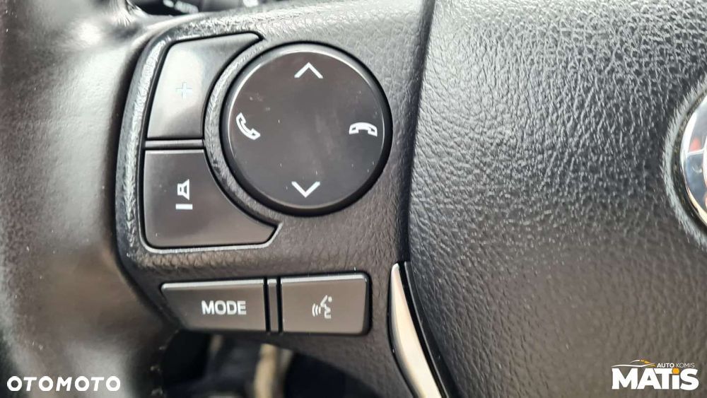Toyota Auris - 36