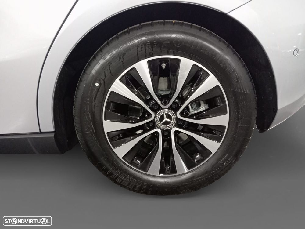 Mercedes-Benz A 180 d - 12