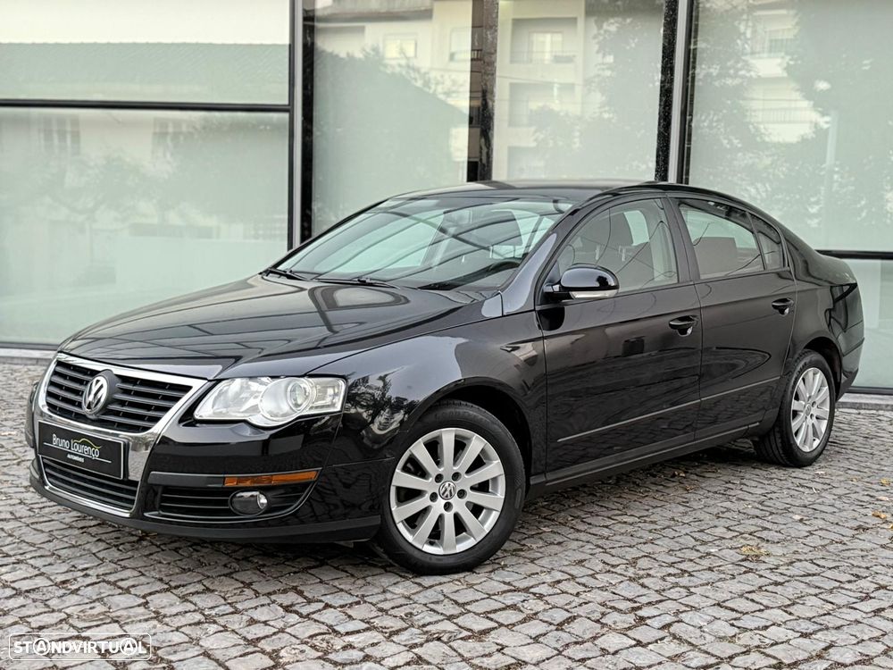 VW Passat 2.0 TDI Confortline - 3
