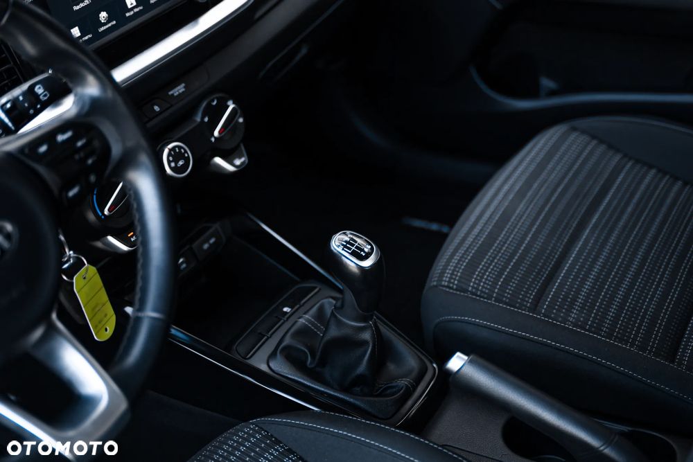 Kia Stonic 1.4 L - 17