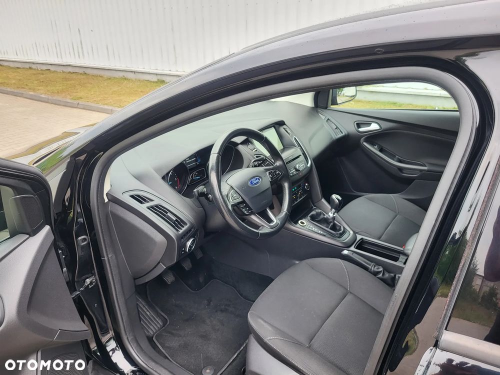 Ford Focus - 10