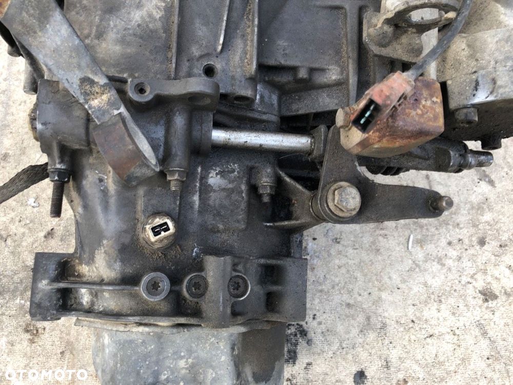 SKRZYNIA BIEGÓW  PEUGEOT BOXER Autobus (230P) 1994 - 2002 2.5 D 63 kW [86 KM] olej napędowy 1994 - - 5