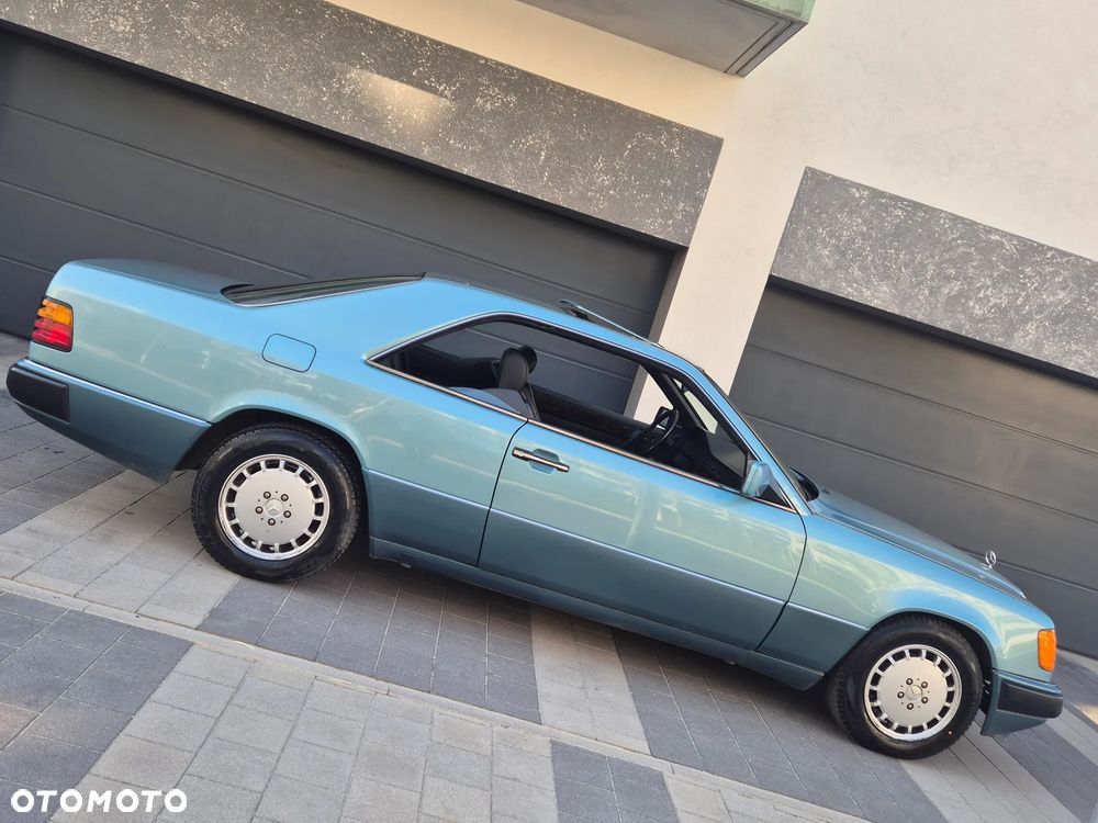 Mercedes-Benz W124 (1984-1993) - 37