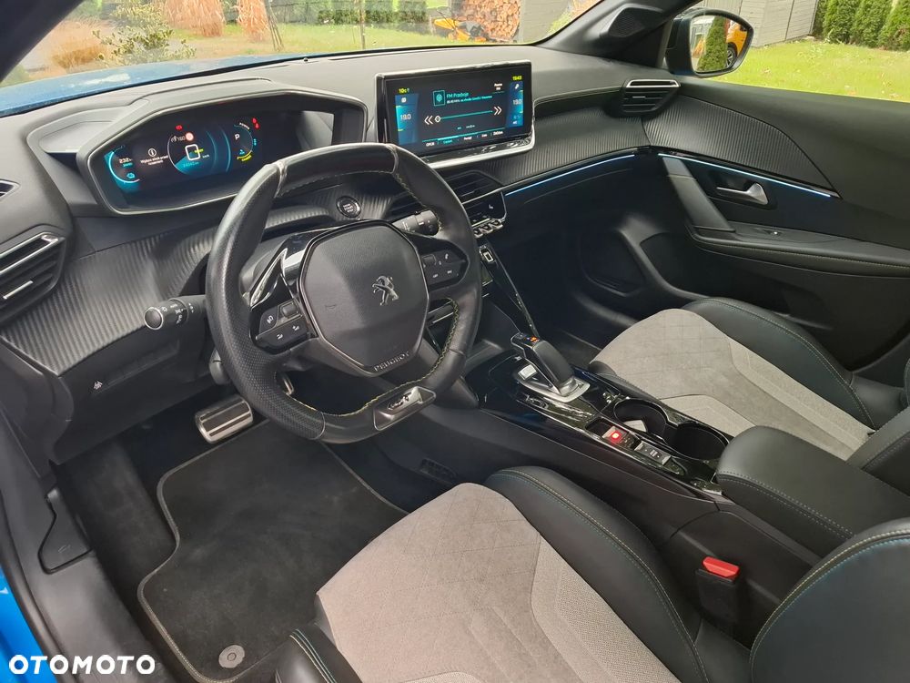 Peugeot 208 2020 photo 5