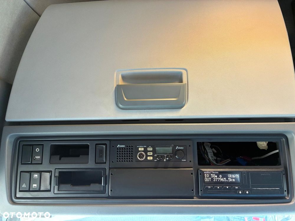 Renault T480 HIGH SLEPER CAB - 20