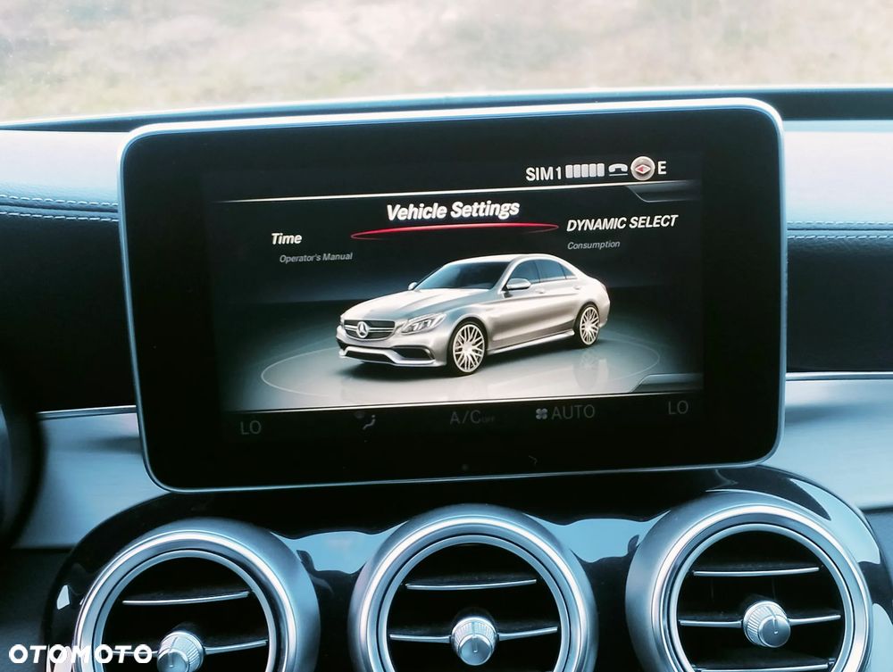 Mercedes-Benz Klasa C 300 7G-TRONIC AMG Line - 22